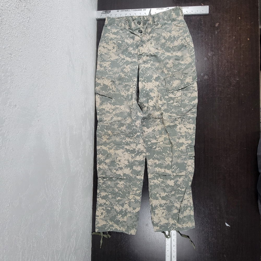 Share US Army Uniform Digital Camouflage Trouser Regular - Small 27-31 Waist no